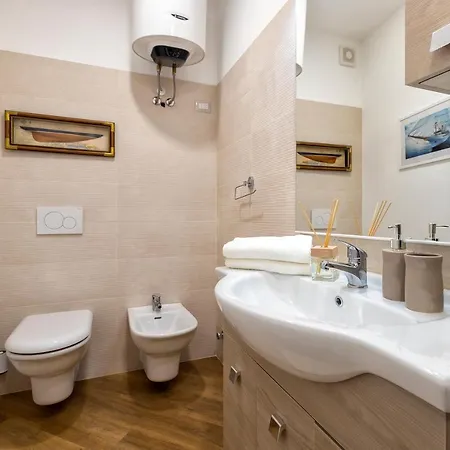 La Colonial Appartement *