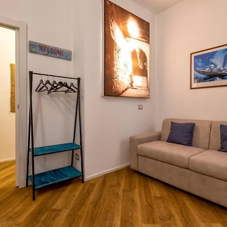 La Colonial Apartment