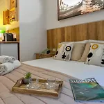 La Colonial